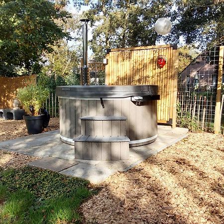 Rumah Senang Wellness Met Hottub En Tuin Ewijk Extérieur photo