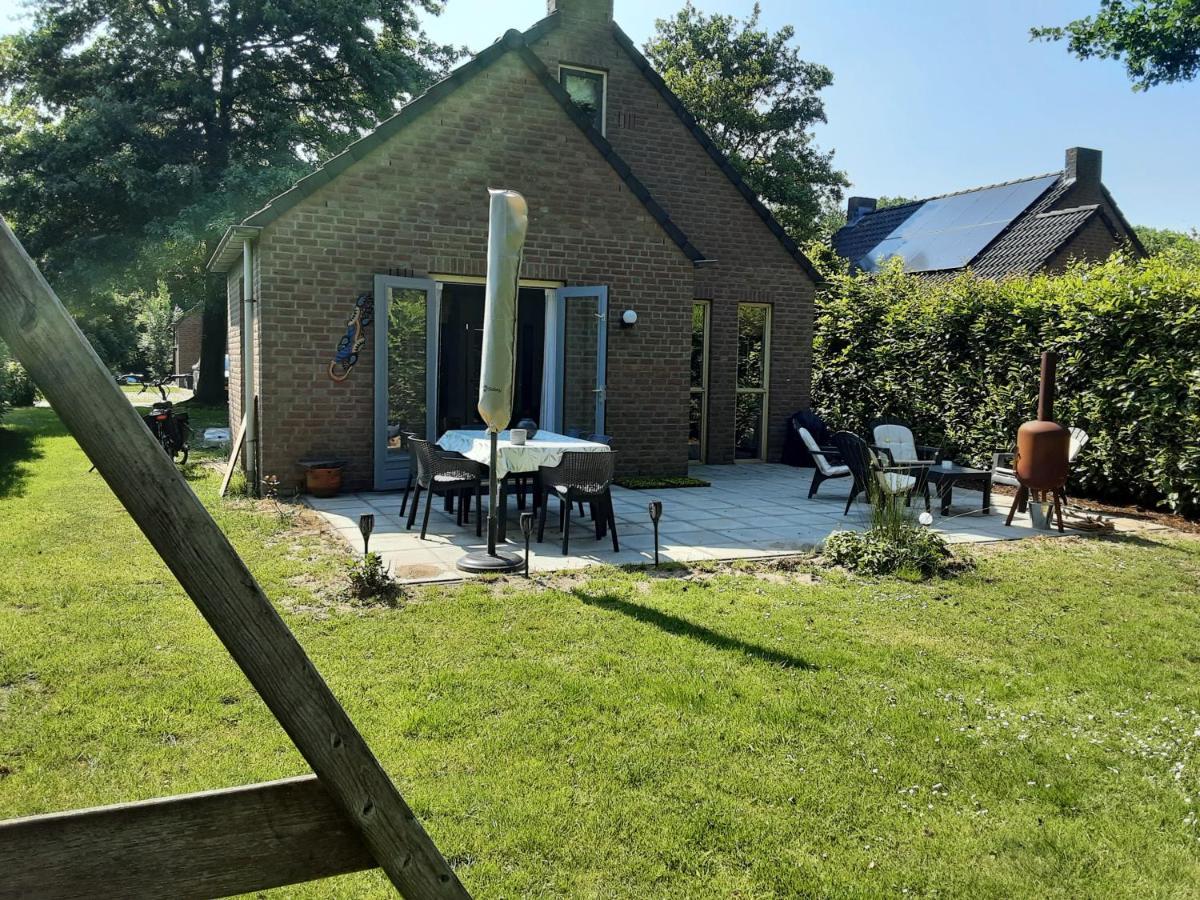 Rumah Senang Wellness Met Hottub En Tuin Ewijk Extérieur photo