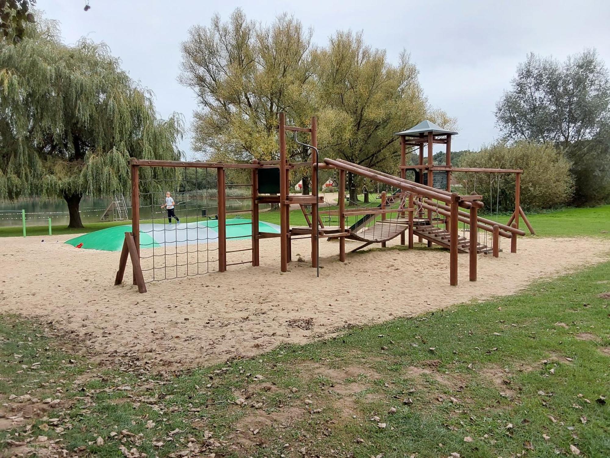 Rumah Senang Wellness Met Hottub En Tuin Ewijk Extérieur photo