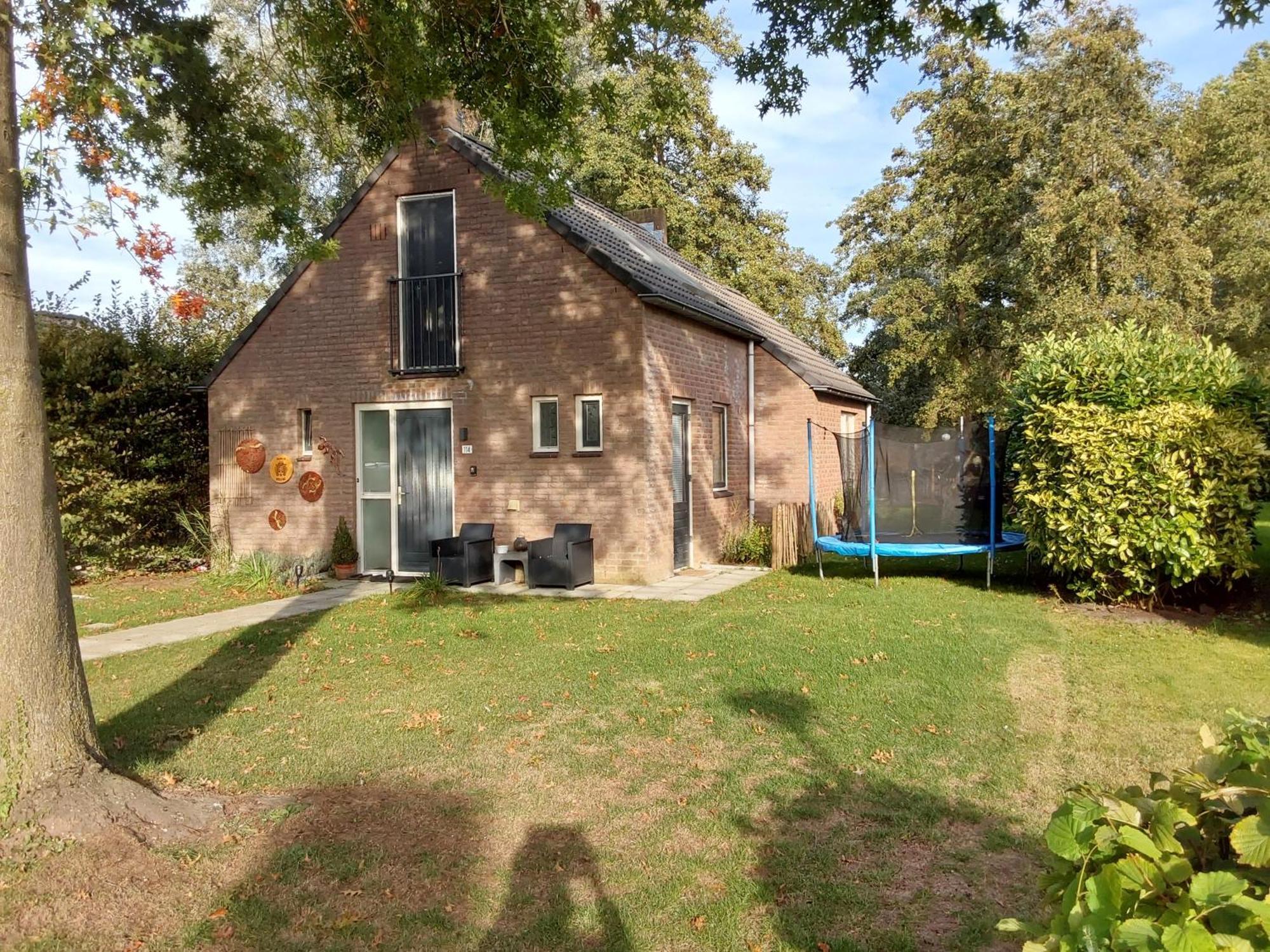 Rumah Senang Wellness Met Hottub En Tuin Ewijk Extérieur photo