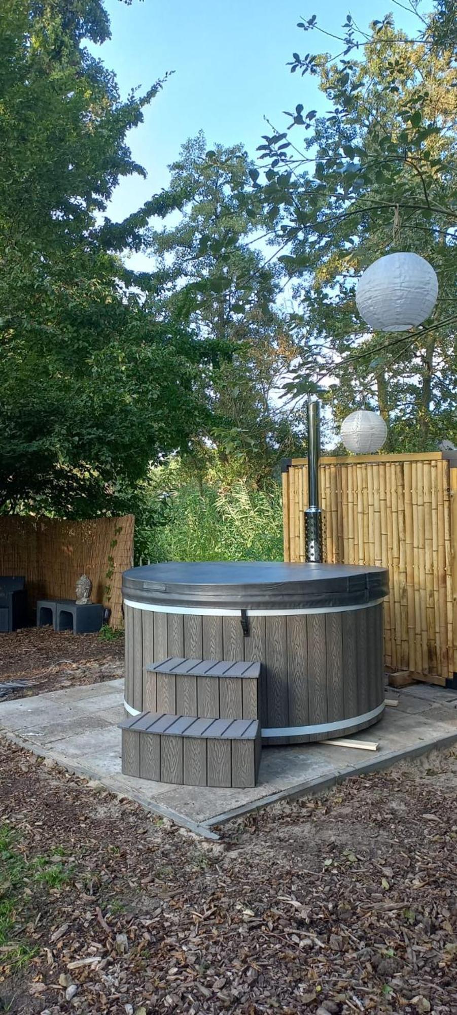 Rumah Senang Wellness Met Hottub En Tuin Ewijk Extérieur photo